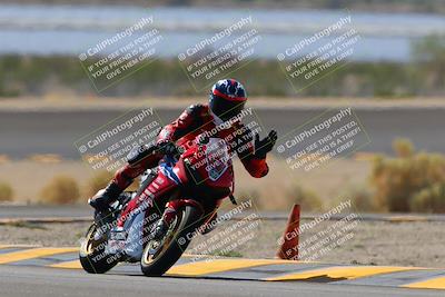 media/Oct-08-2022-SoCal Trackdays (Sat) [[1fc3beec89]]/Turn 14 (1050am)/